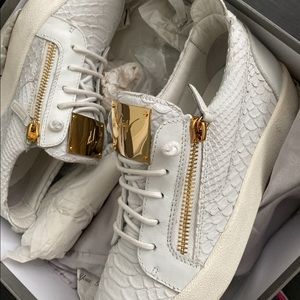 Giuseppe Zanotti booties/sneakers